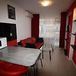 Zoya Guest house 2*